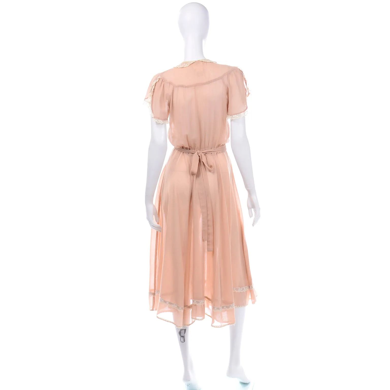 1970s Gunne Sax Vintage Peach Dress With Lace Trim & Rhinestone Buttons
