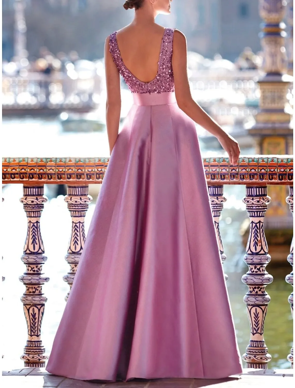 A-Line Evening Gown Elegant Dress Formal Floor Length Sleeveless V Neck Satin with Pleats Strappy