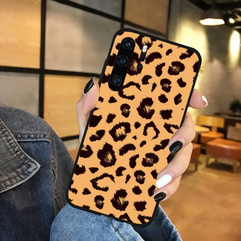 Bright Leopard Print Phone Case For Huawei