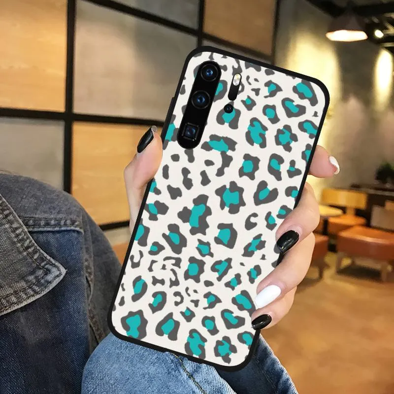 Bright Leopard Print Phone Case For Huawei