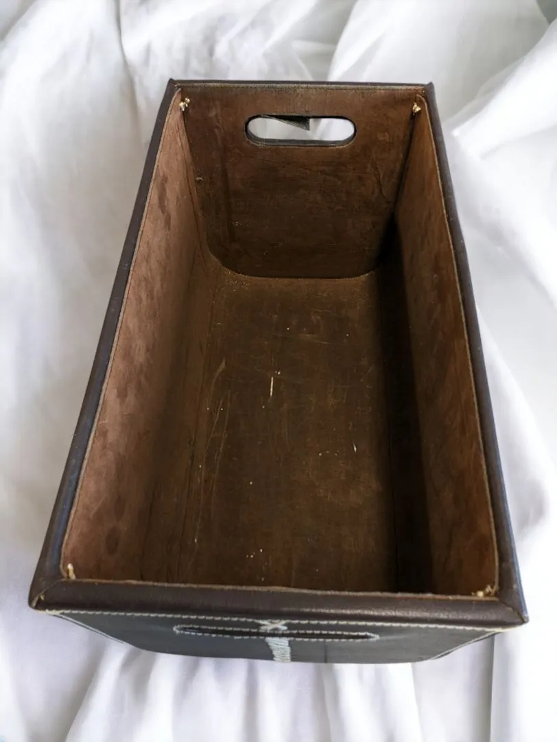 Brown  Vintage Magazine Holder