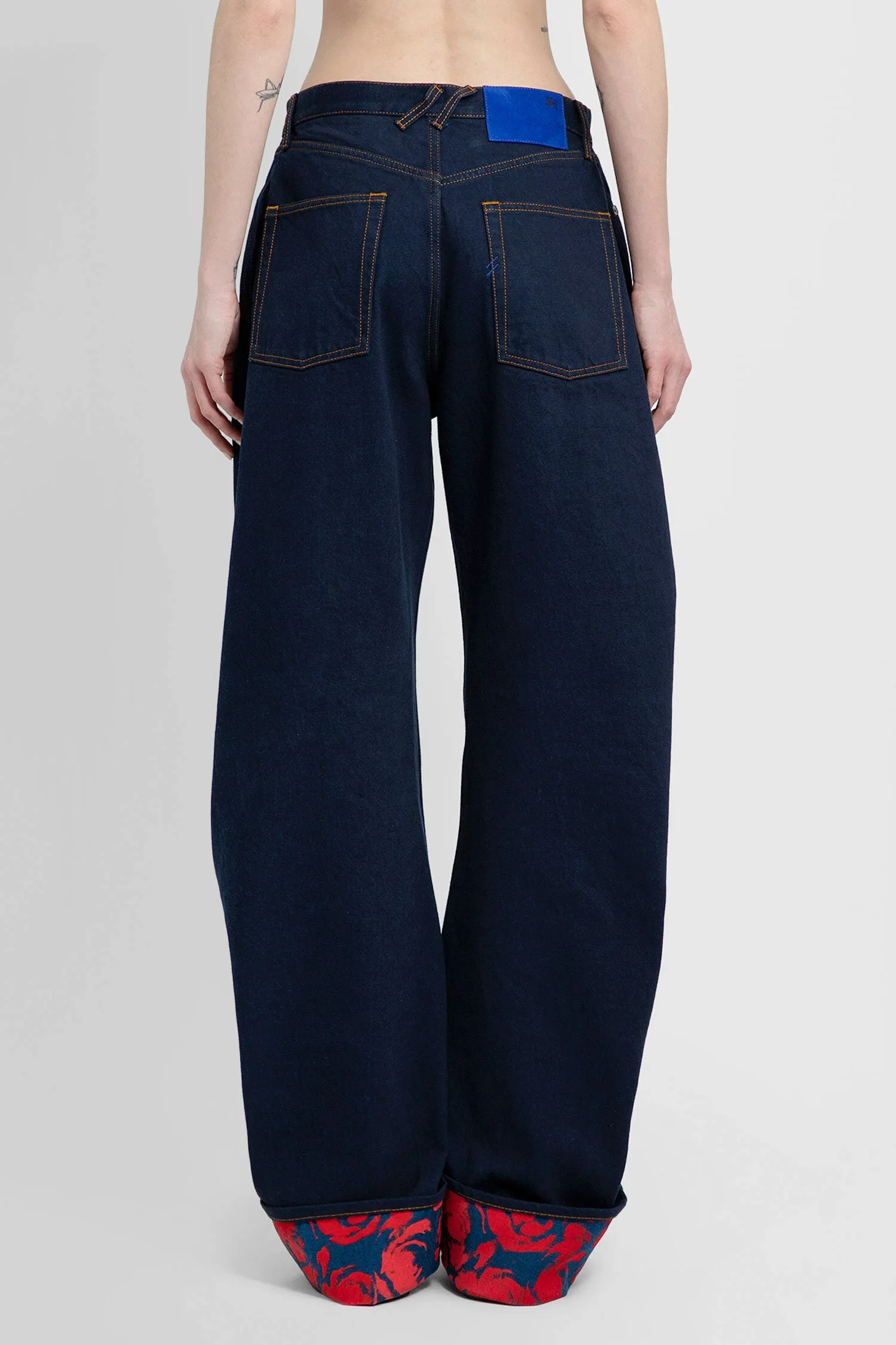 BURBERRY WOMAN BLUE JEANS