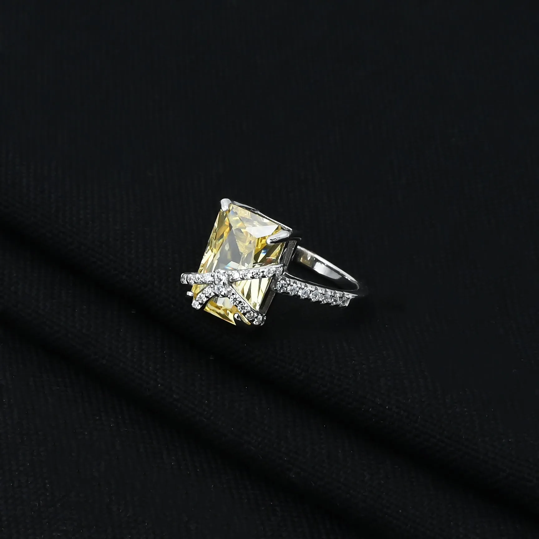 Silver Center Yellow Gem Stone with Binding Thread Desing Ring for Girls