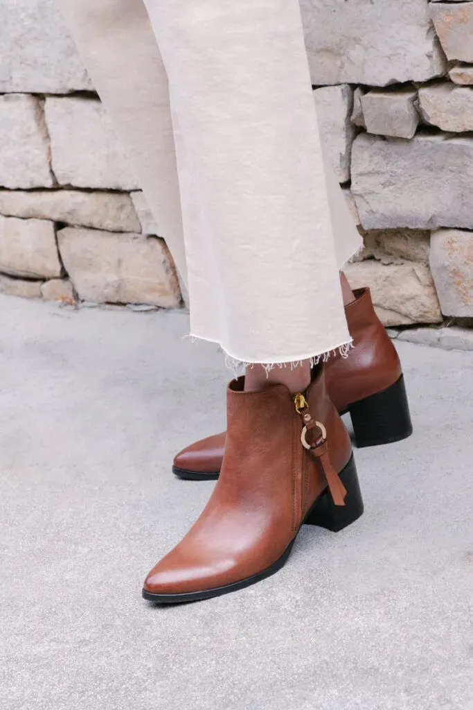 TAYLOR-01 Cognac